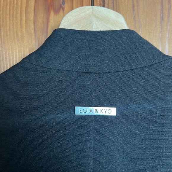 NWOT Soia & Kyo Long Line Flowy Crepe Vest - Picture 7 of 10